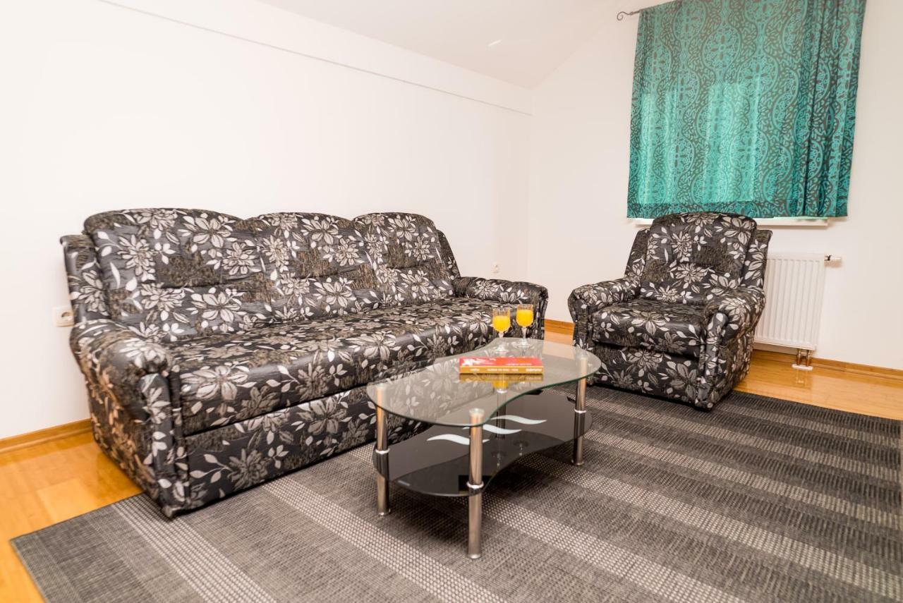 Tina Rooms Velika Gorica Exterior foto